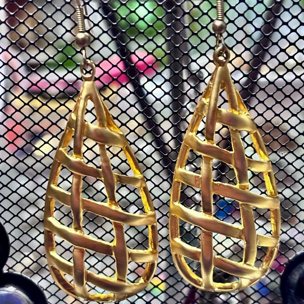 Elegant Gold filled Large Teardrop Earrings